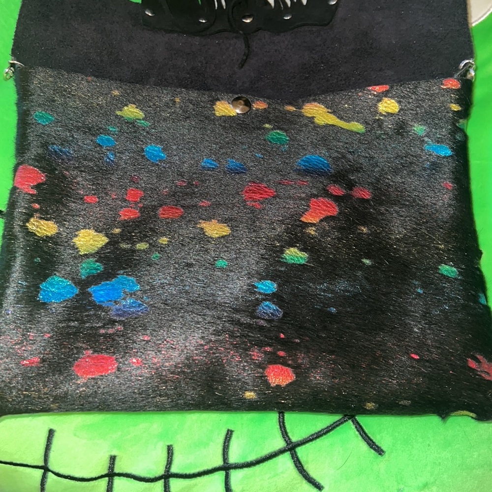 Hair on leather fringe bag - Picture 8 of 9